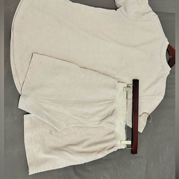 Two-piece short set in beige - Picture 2 of 6